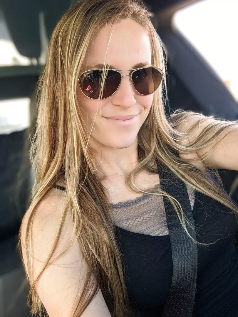 😎