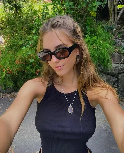 😎