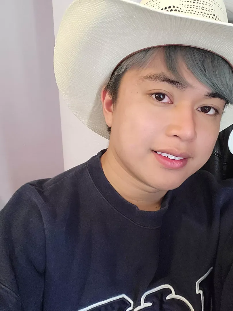 🤠