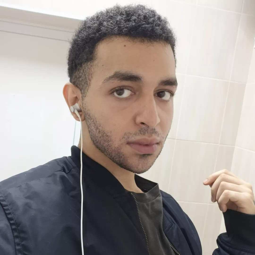 💁🏾‍♂️