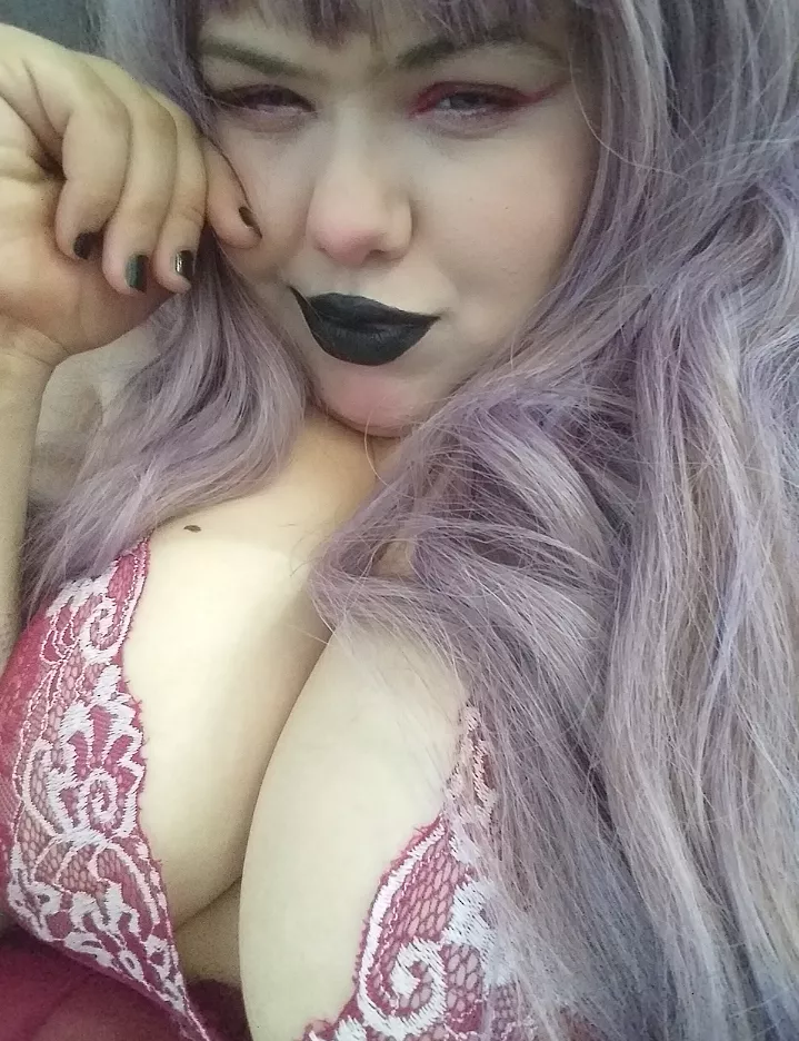 😘