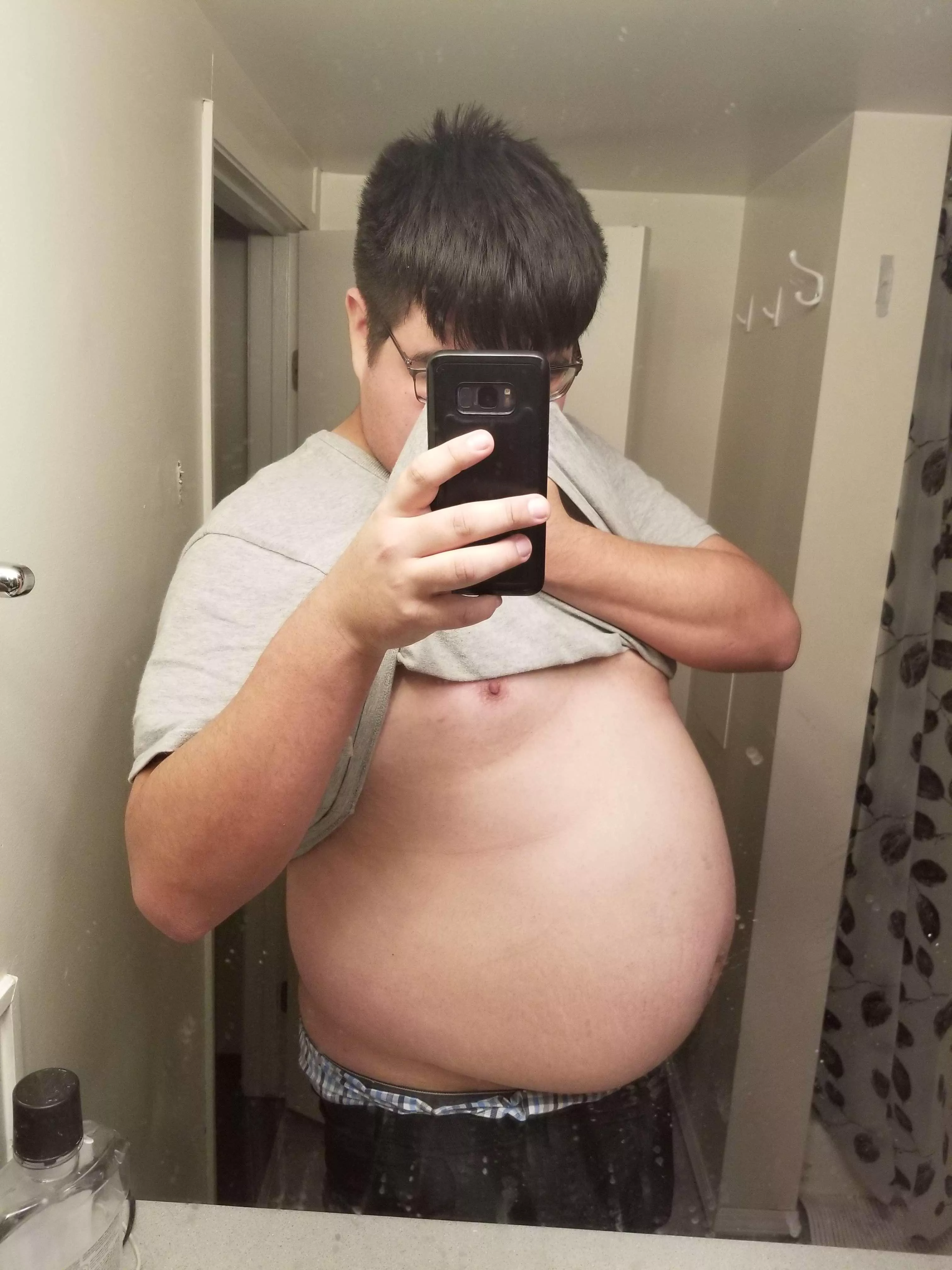 …¿