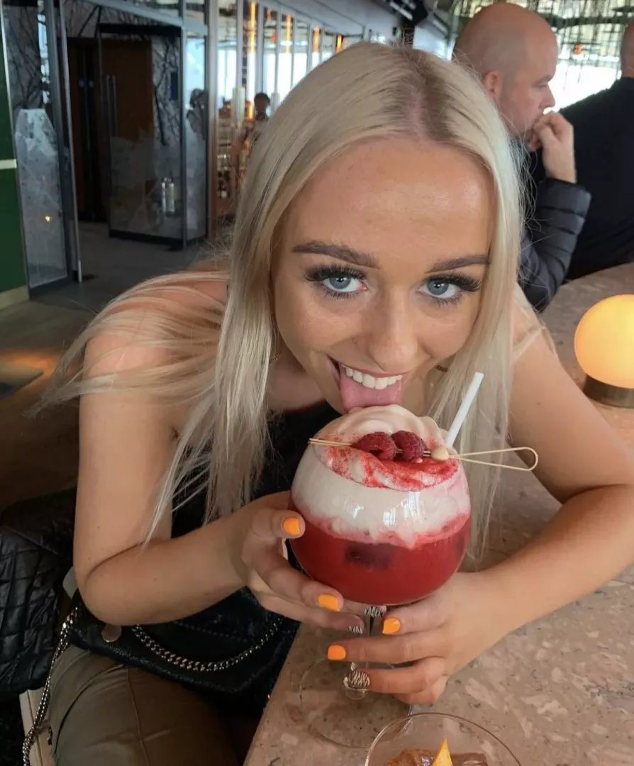 👅
