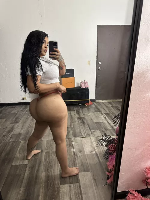 🍑😛💦