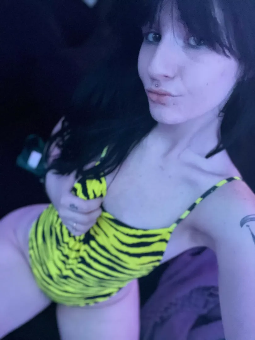 😈💚