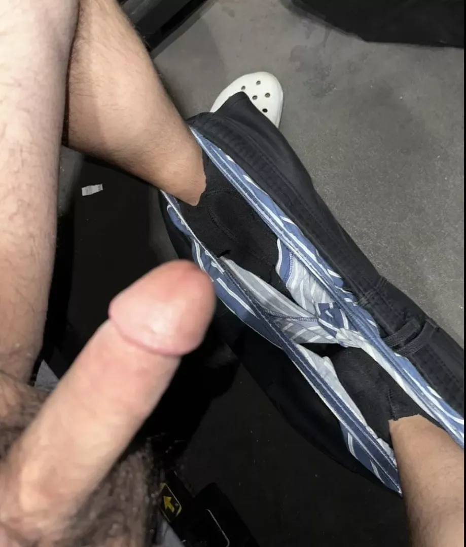 😏