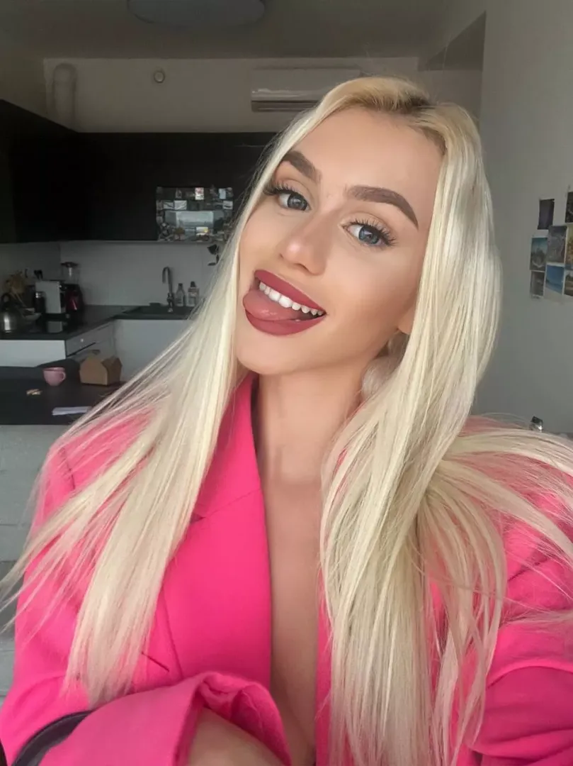 😘