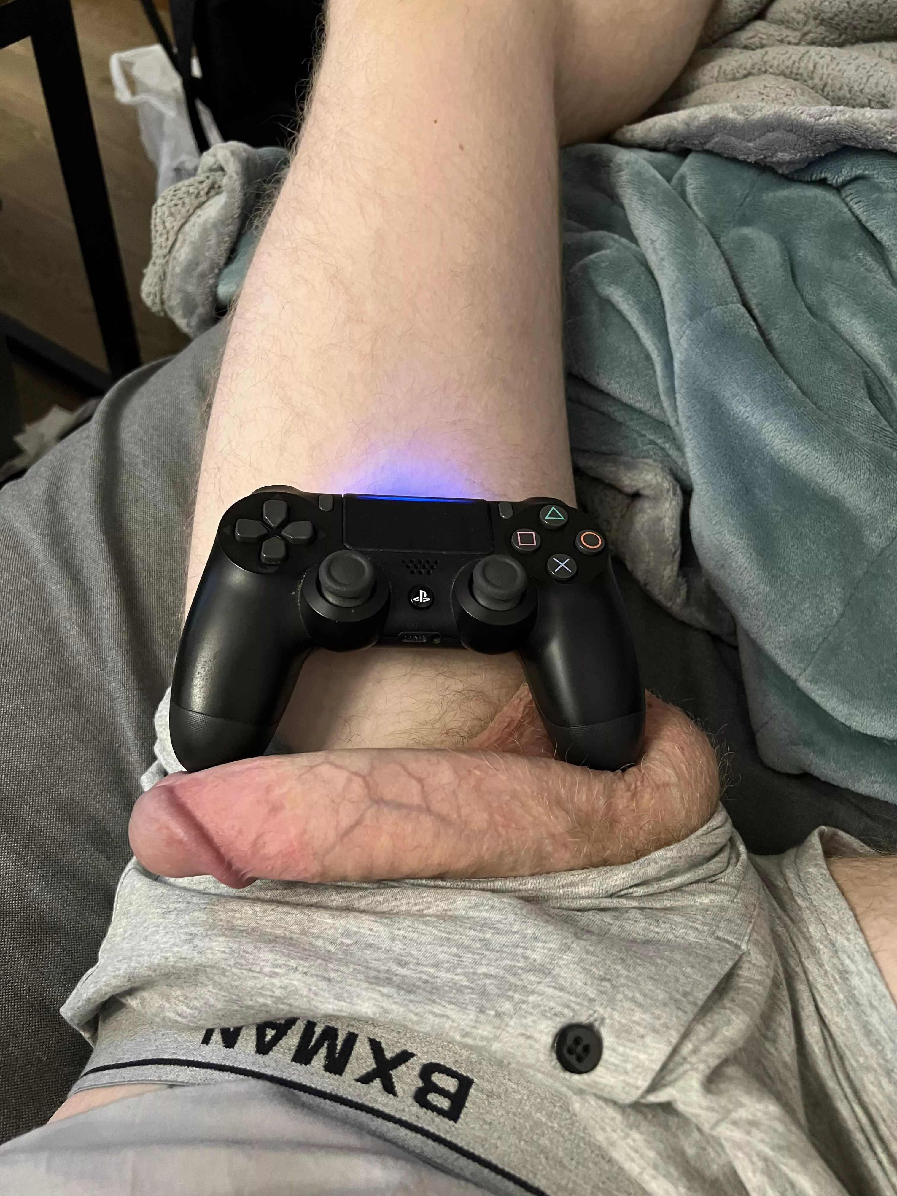 🍆🎮
