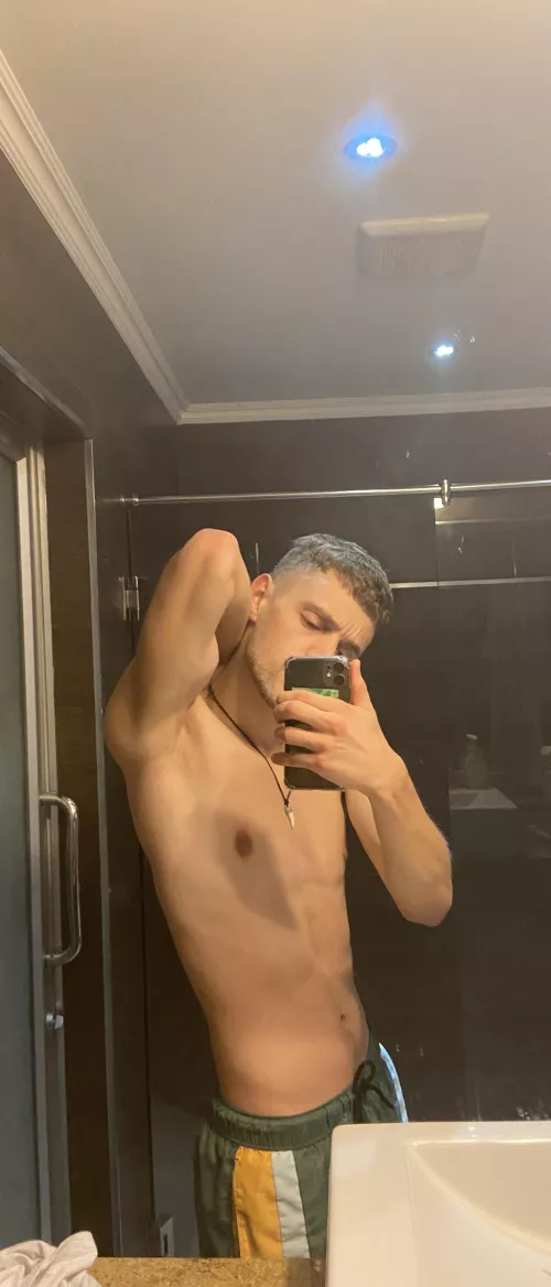 😁