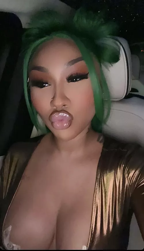 🤤