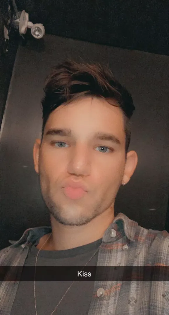 💋