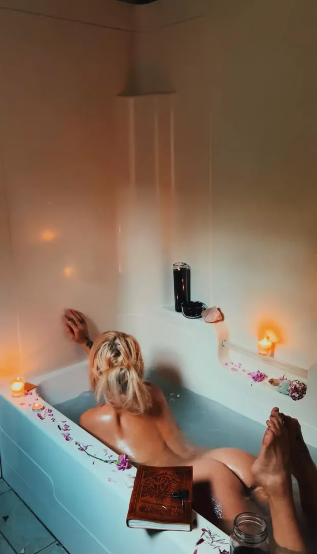 🥰