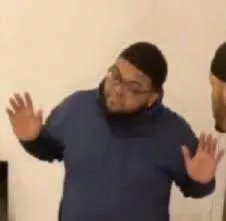 😂