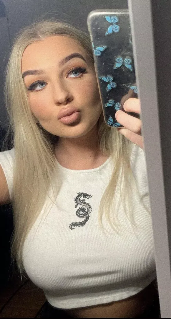 💋