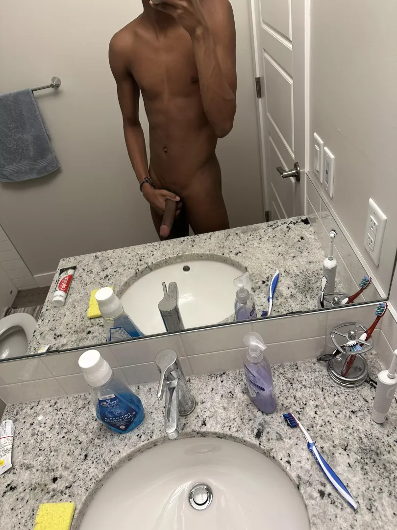 👀