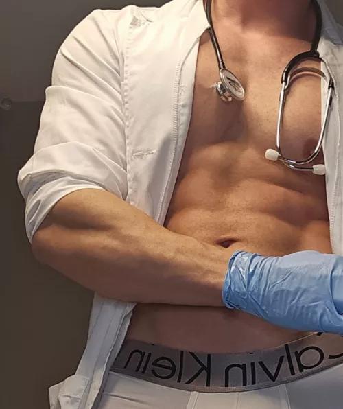 👨‍⚕️🩺