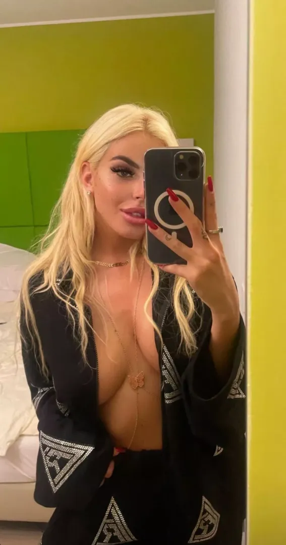 🦋