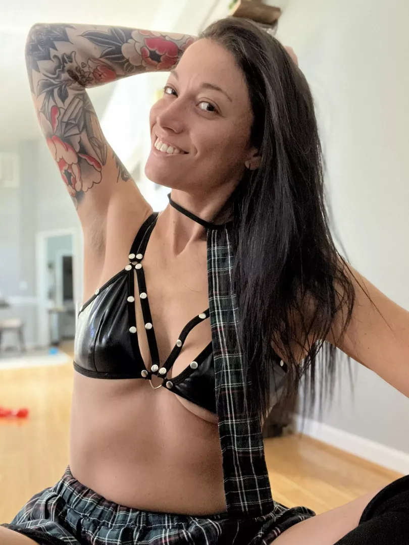 😁
