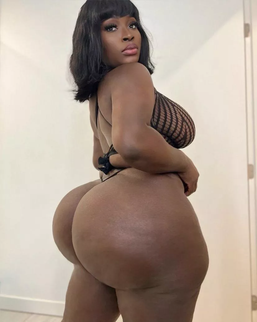 😳
