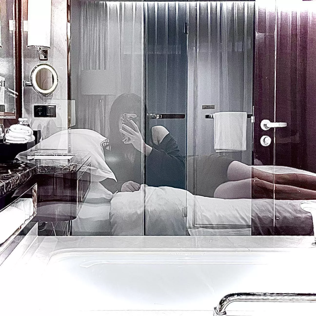 🙋🏻‍♀️🙆🏻‍♀️💁🏻‍♀️