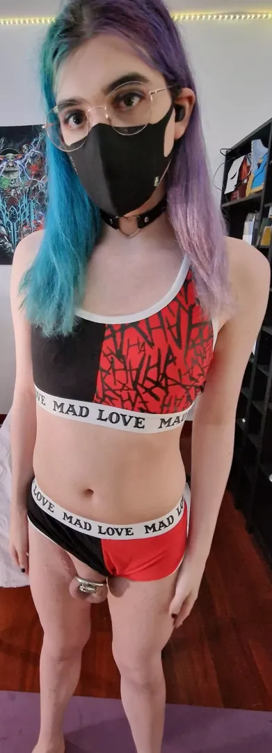 👀🖤