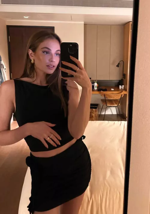 👀