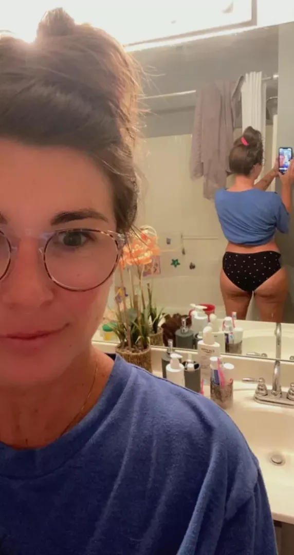😘