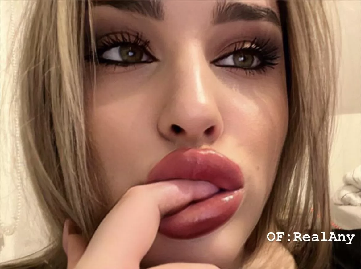 👄🫦