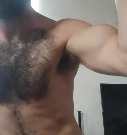 👃👅💪
