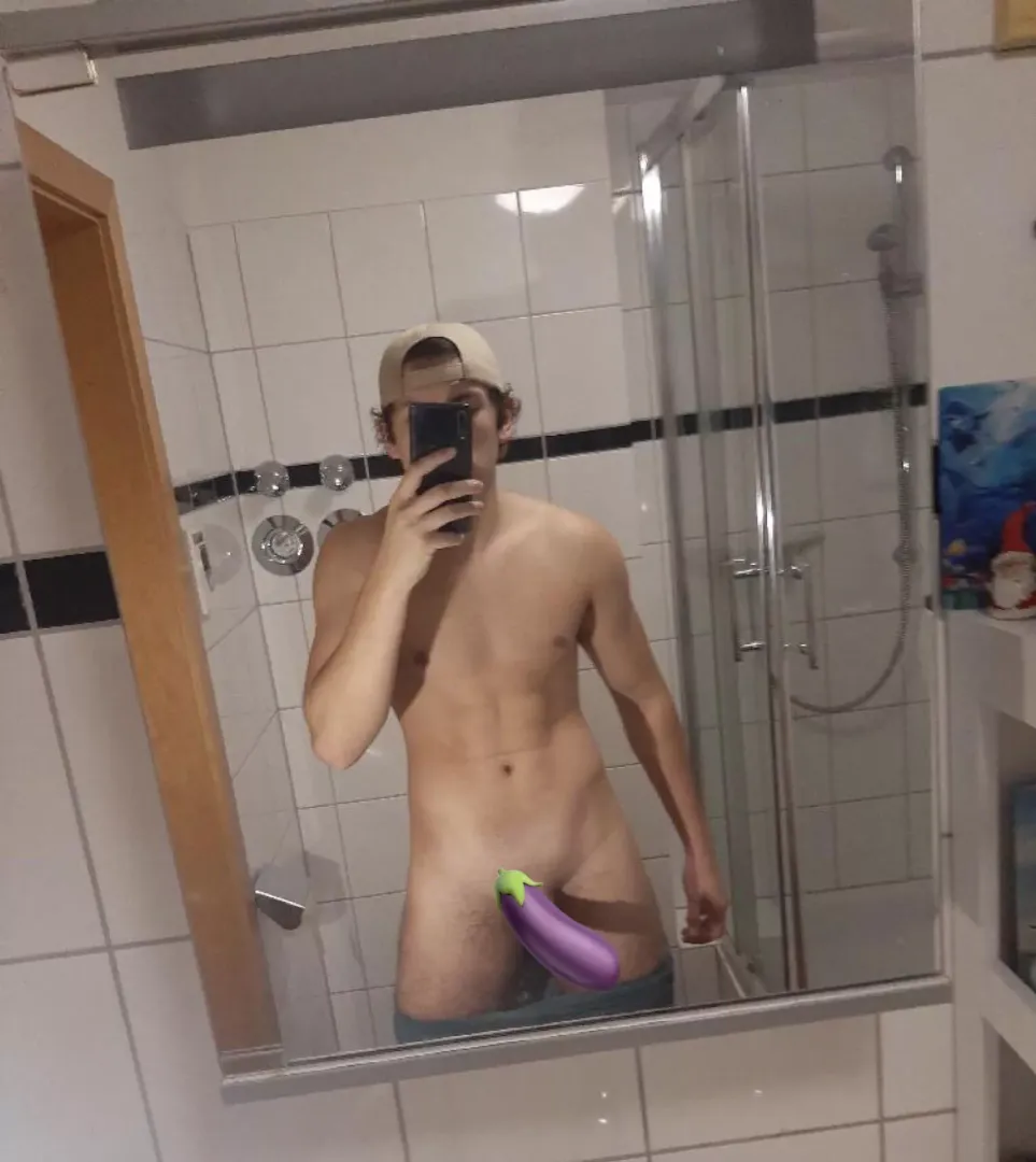 😘