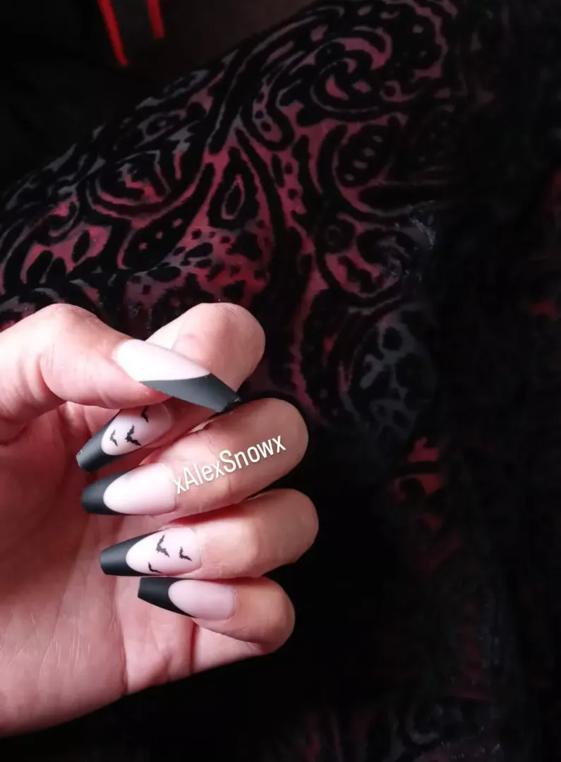 🦇