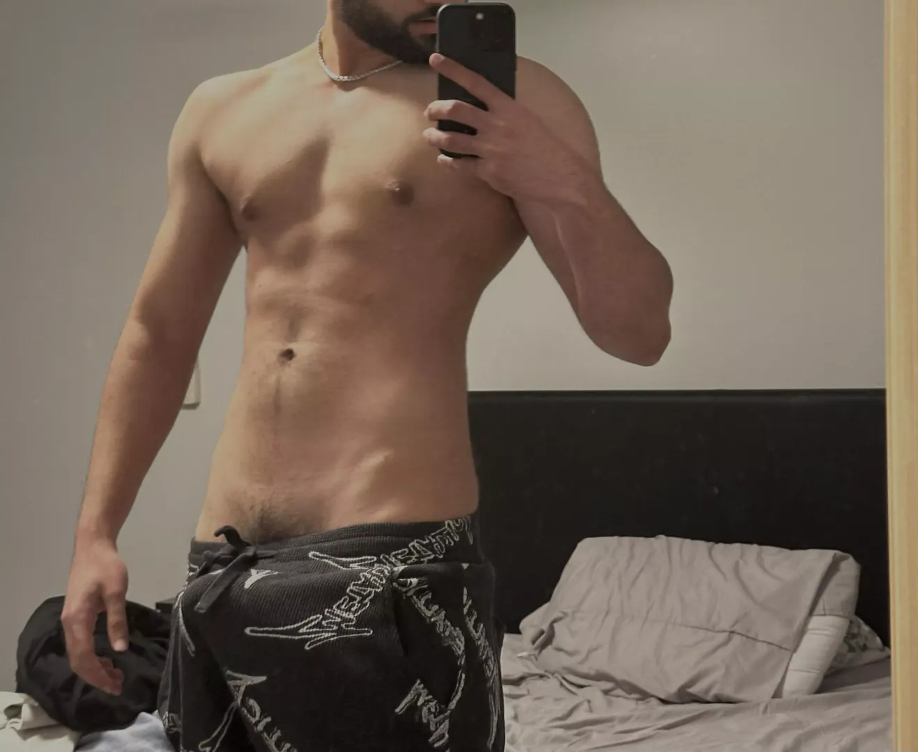 😏😏