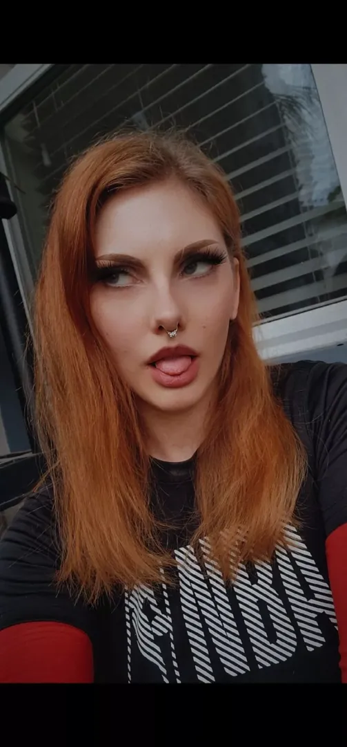 😛