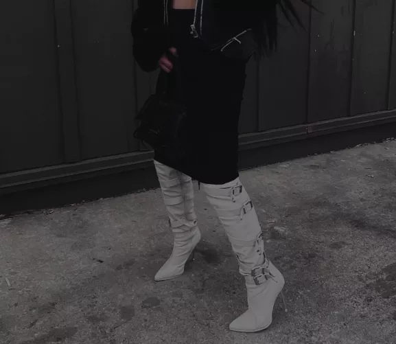🤍🖤🤍🖤🤍