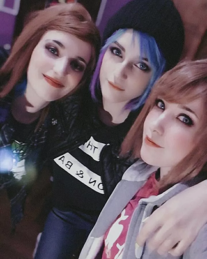 1 is a femboy and two are girls. guess which 1