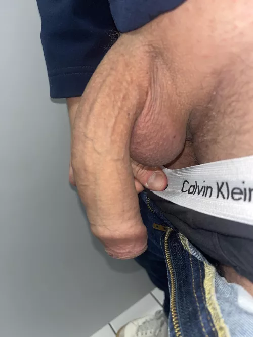 1 weeks worth of cum in those balls. Wanna help me cum?