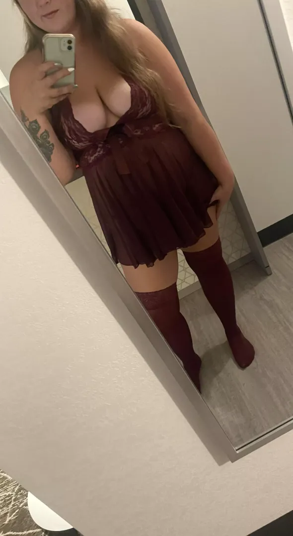 10. I’m so excited I finally found a matching pair for my outfit! Just had to share 😇