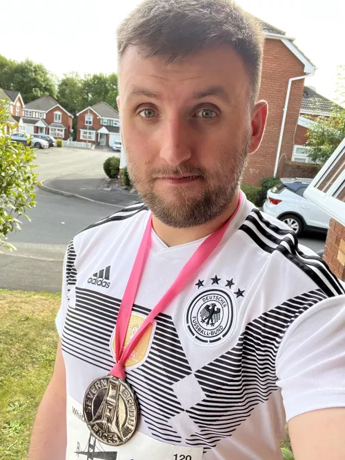 10 years and 4 days ago I had a brain haemorrhage. Today I ran my first official 10k ☺️