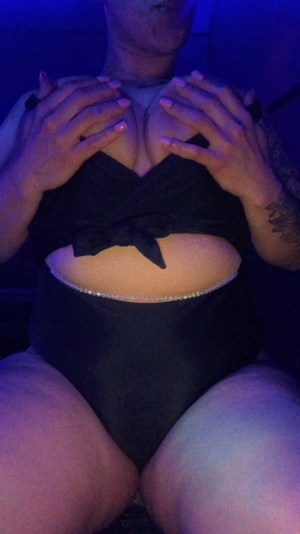 100% NATURAL CAKES! Thick and Juicy mixed beauty🤩 NEW CONTENT DAILY😋 Specials Request, Sexting, Live shows, D*ck rating, solo shows and much more 💦