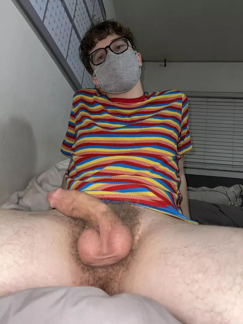 [18] Do you like my bush?