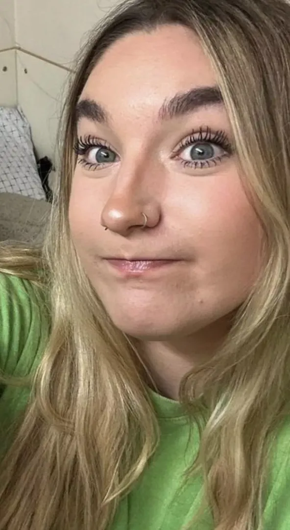 18 f looking to have some fun x