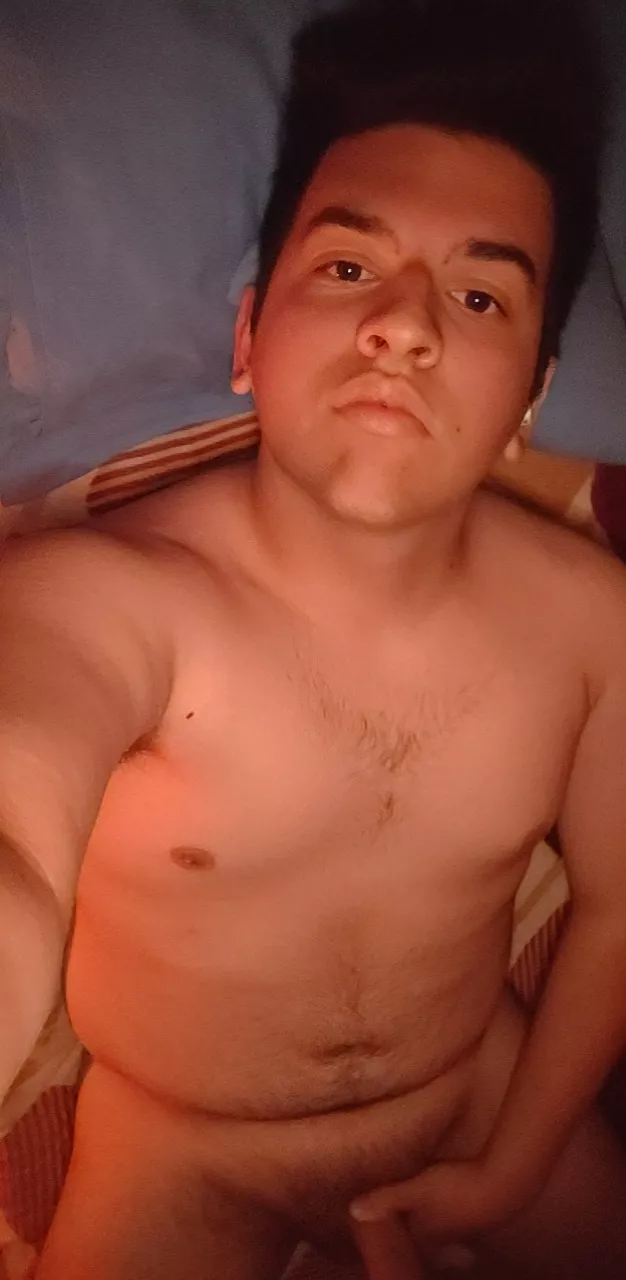 18 Greek handsome, hung 7 inch, face is must, SC: greekboe