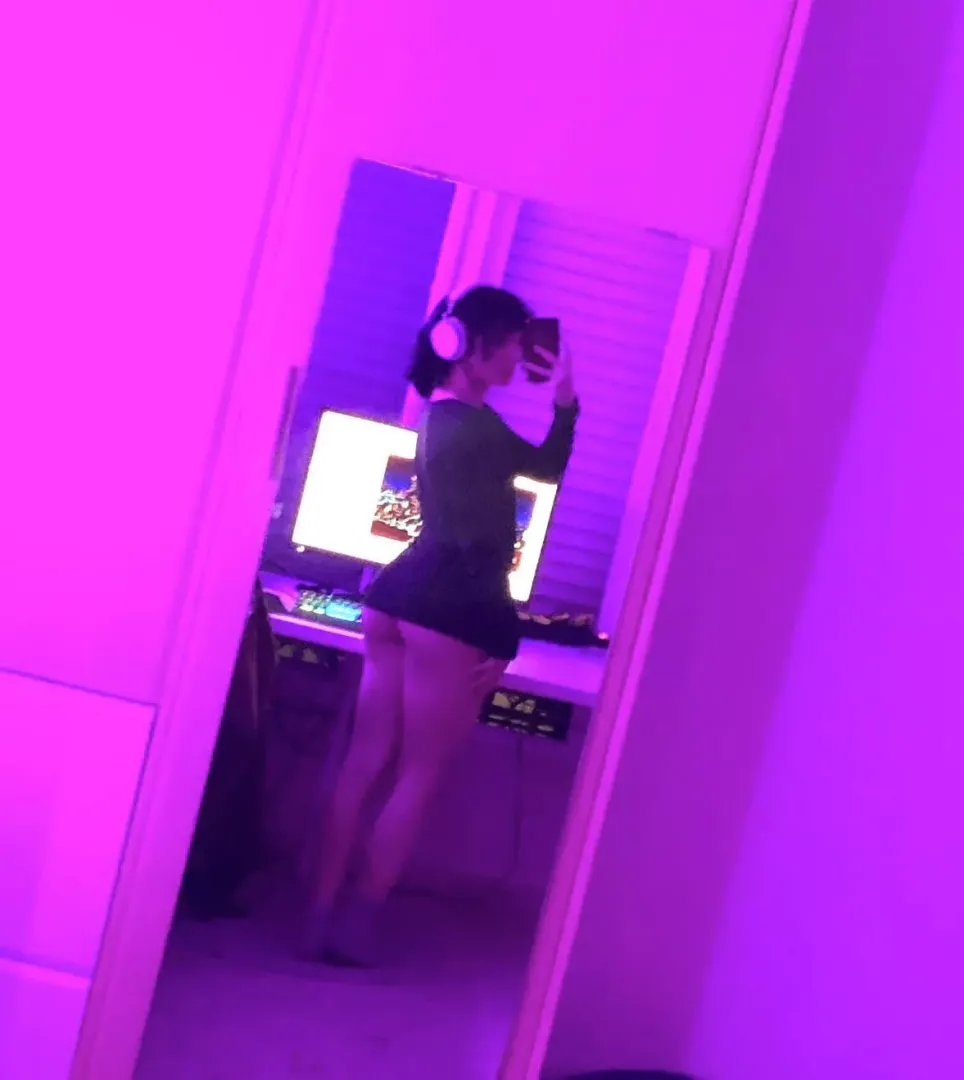 (18) stop acting like u dont want it and come shoot ur seed deep in me ♡
