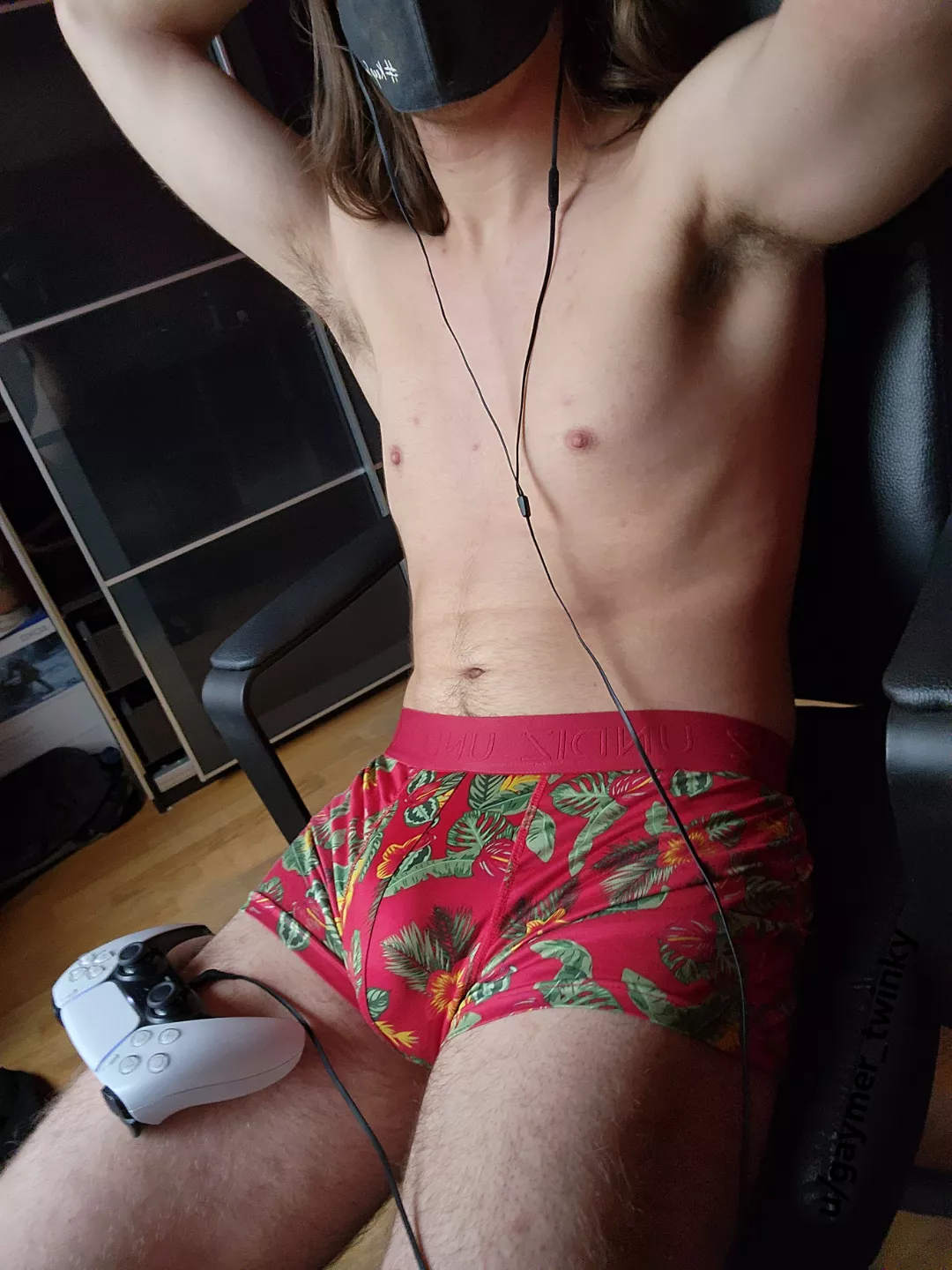 [18] Take care of these while I play