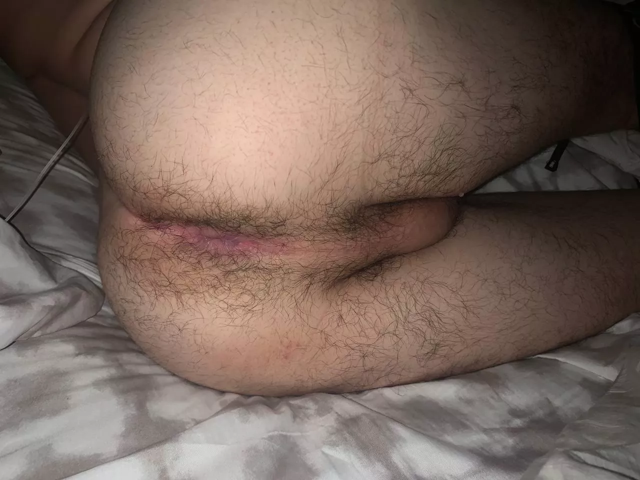 (18) wanna stretch it out? hmu