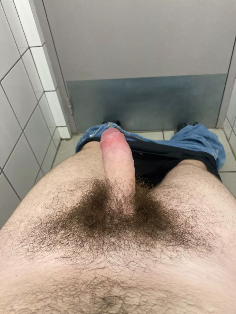 18 yo - Feeling so horny, who wants see me cum? 🍌💦