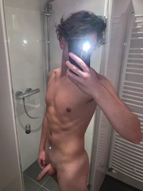 18, you should watch me get hard
