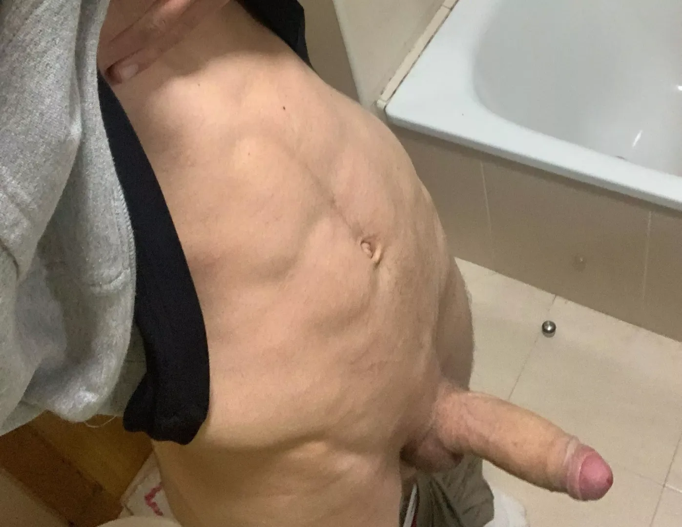 18😉dm me if u r 18;) too and be cuteeee