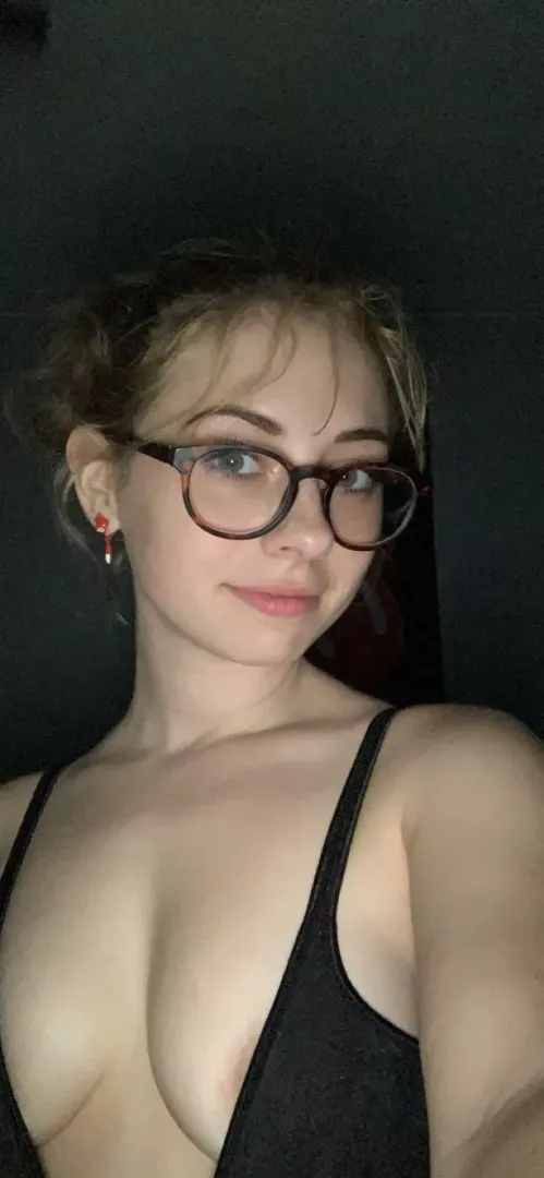 18F Hey 😘
