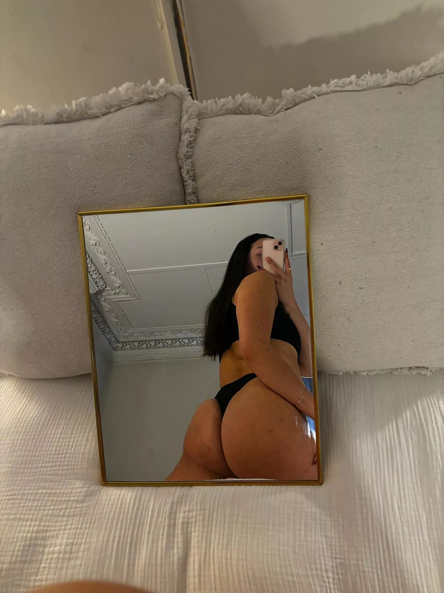 18F, in Houston this Tuesday! Looking for an older daddy to give me a fat creampie. I'm clean and on bc